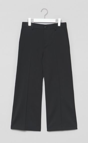 ストレートクロップドパンツ
