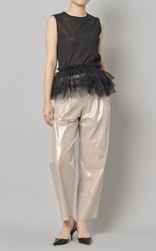 ツータックテーパードパンツ