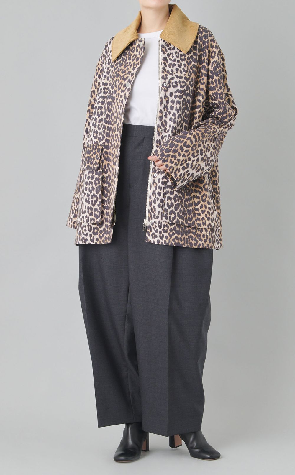 ウールトロサイドタックワイドパンツ