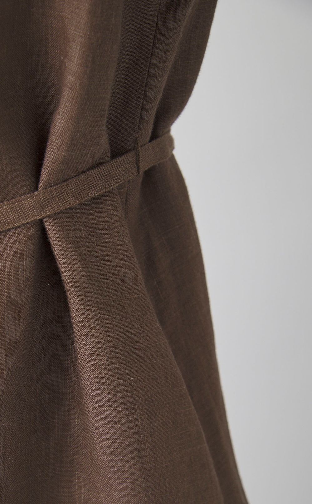 スムースリネンVネックワンピース