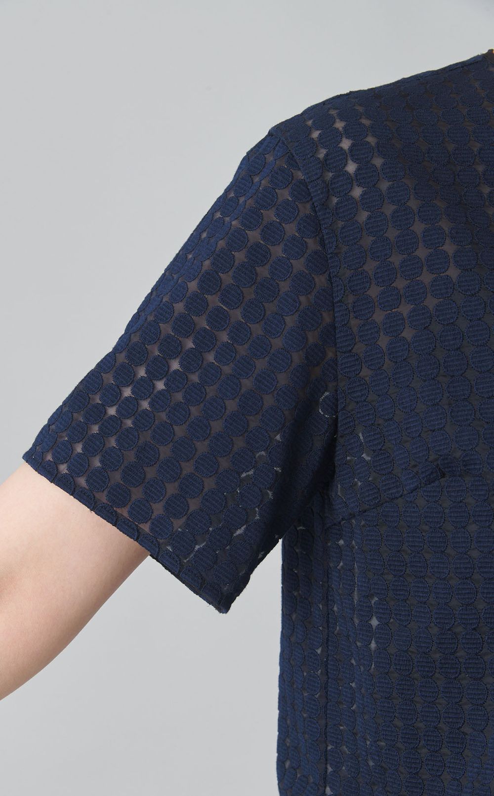 ドットハーフスリーブプルオーバー