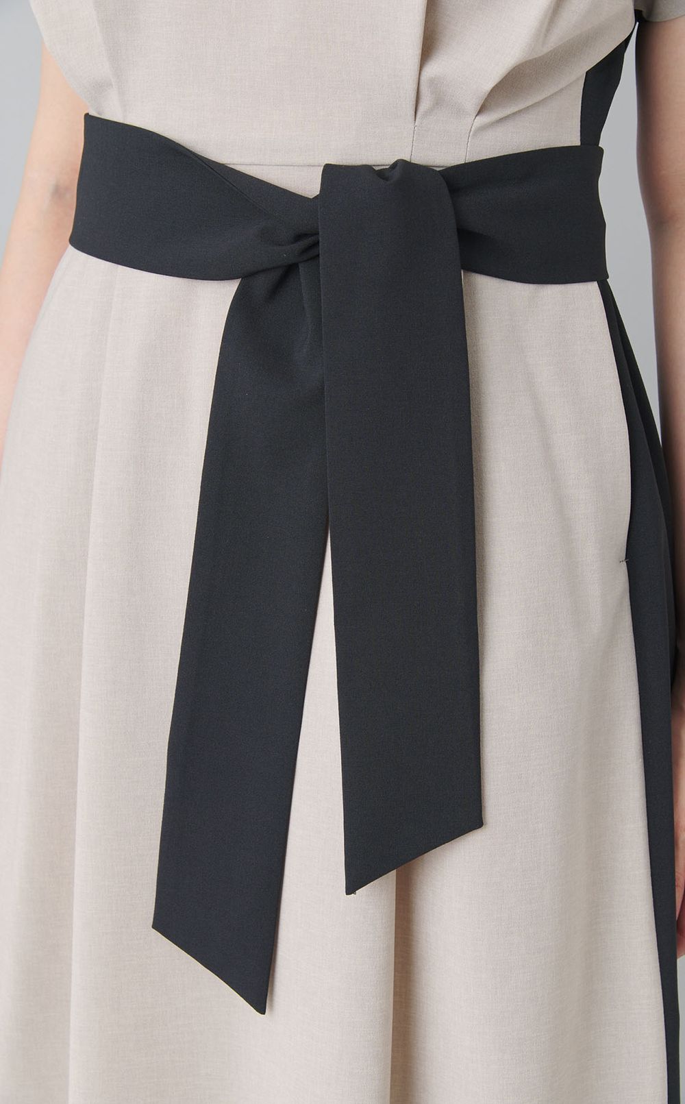 バイカラーウエストベルトワンピース