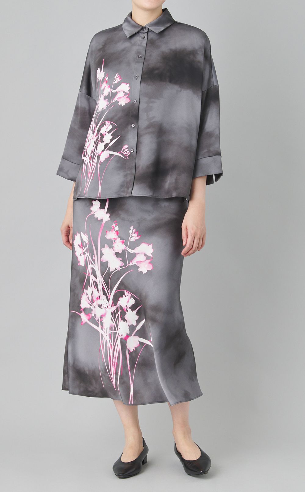 サイドフラワープリントロングスカート