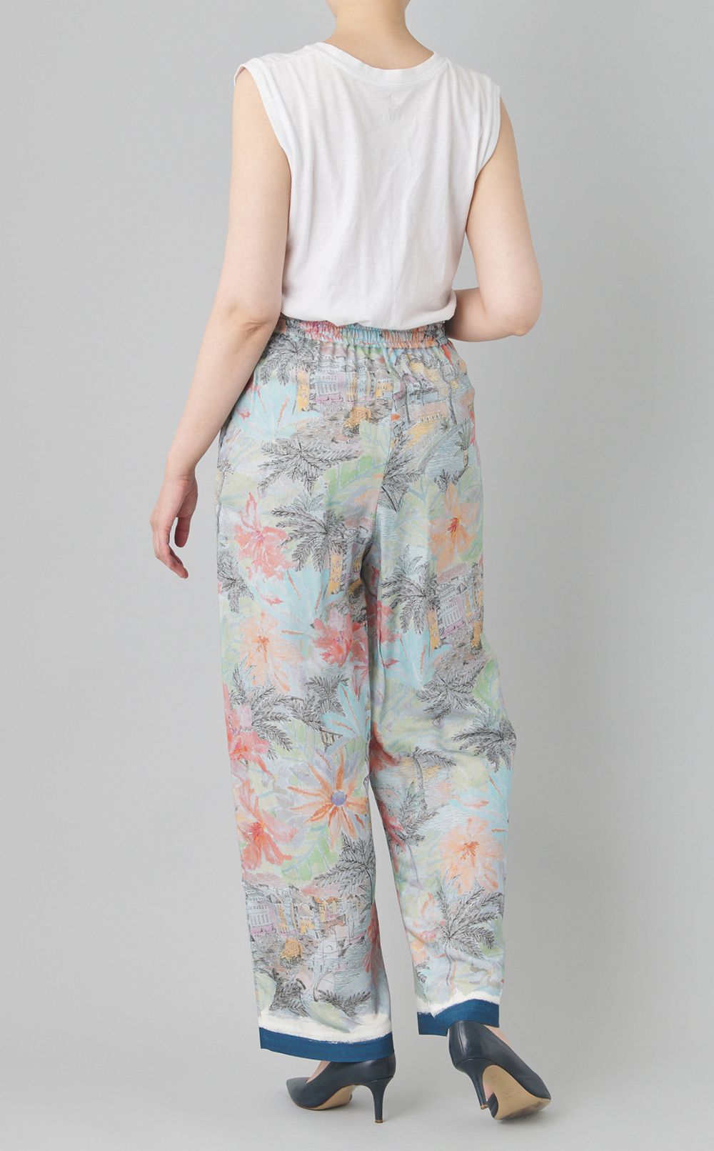 スカーフプリントパンツ