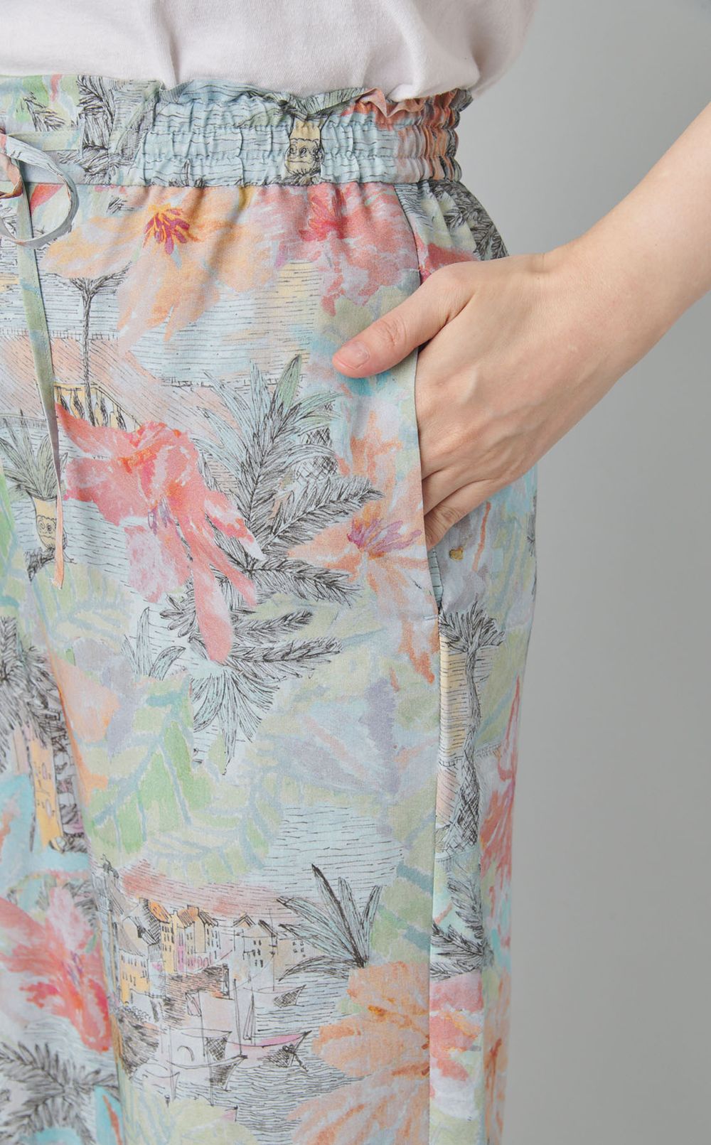 スカーフプリントパンツ