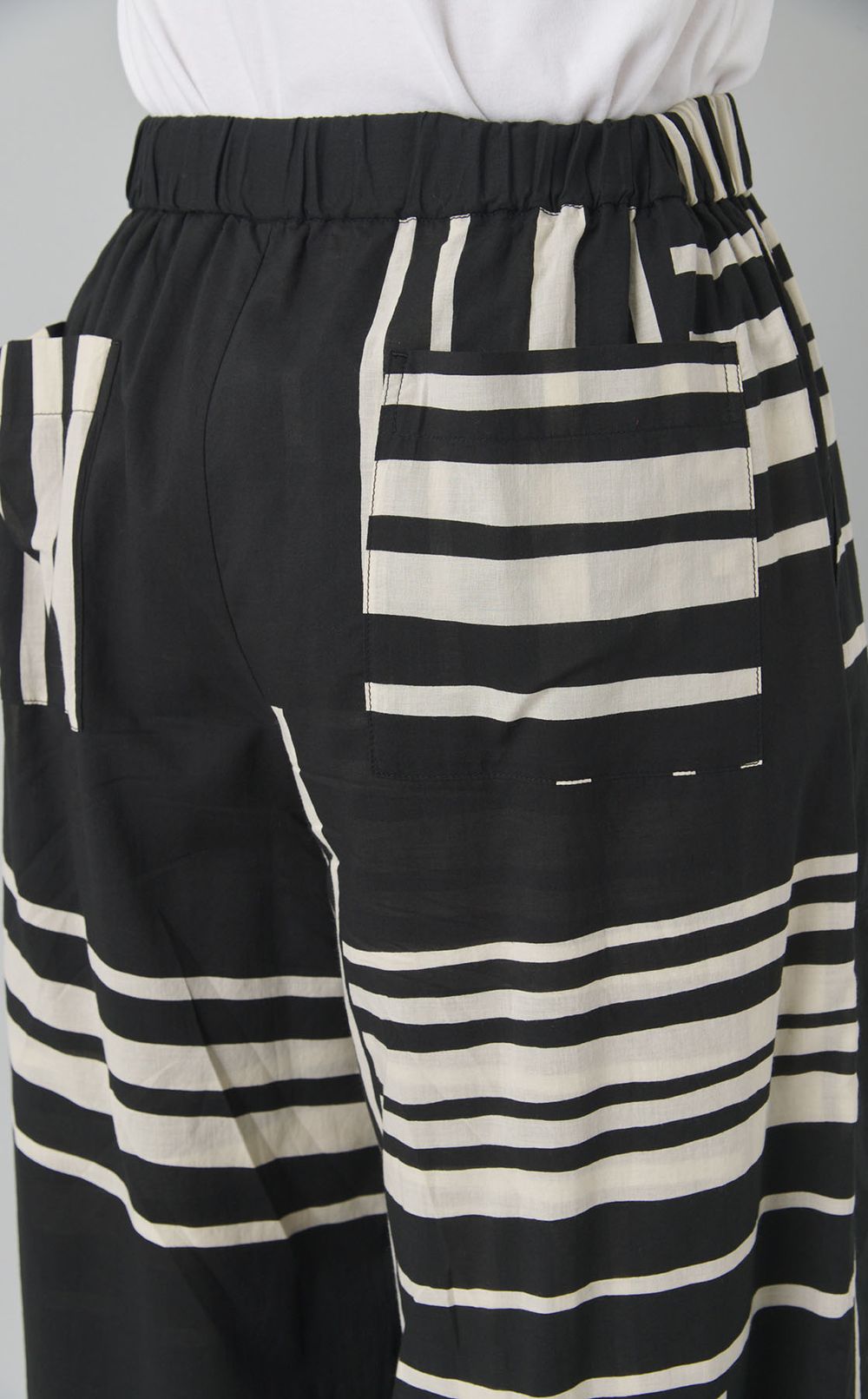 プリントワイドパンツ