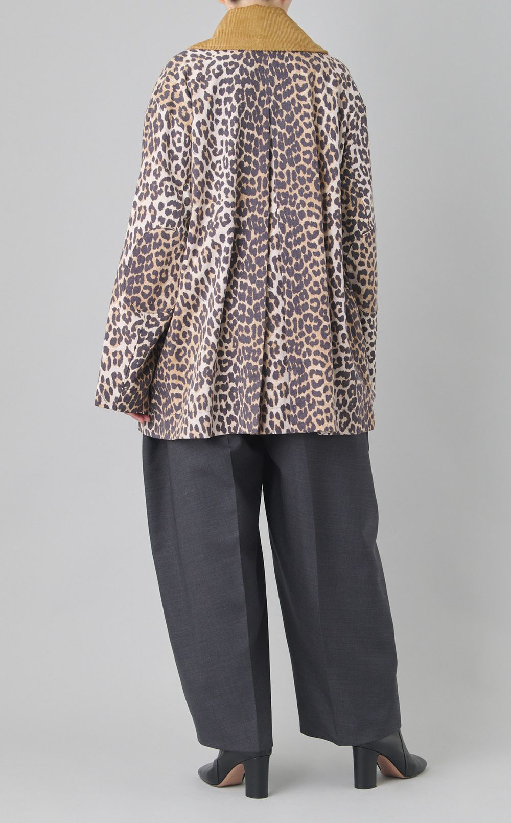 レオパードキャンバスミディコート