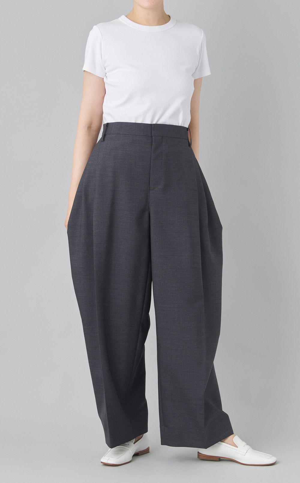 ウールトロサイドタックワイドパンツ
