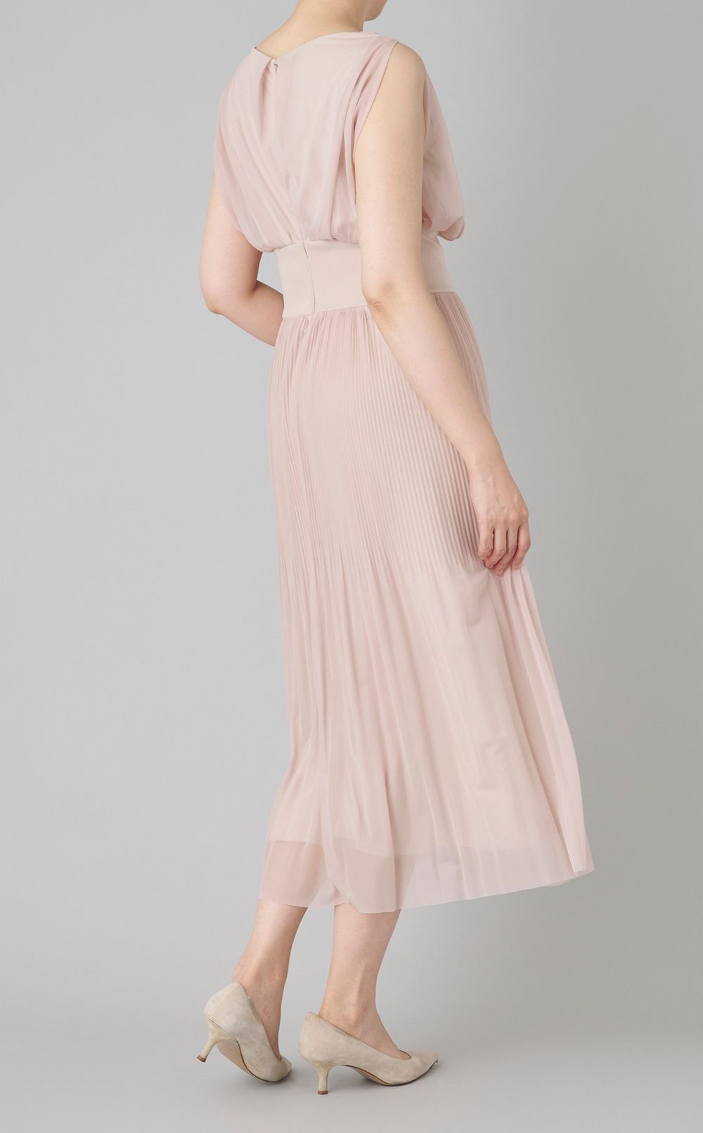 ドレープカットソーワンピース