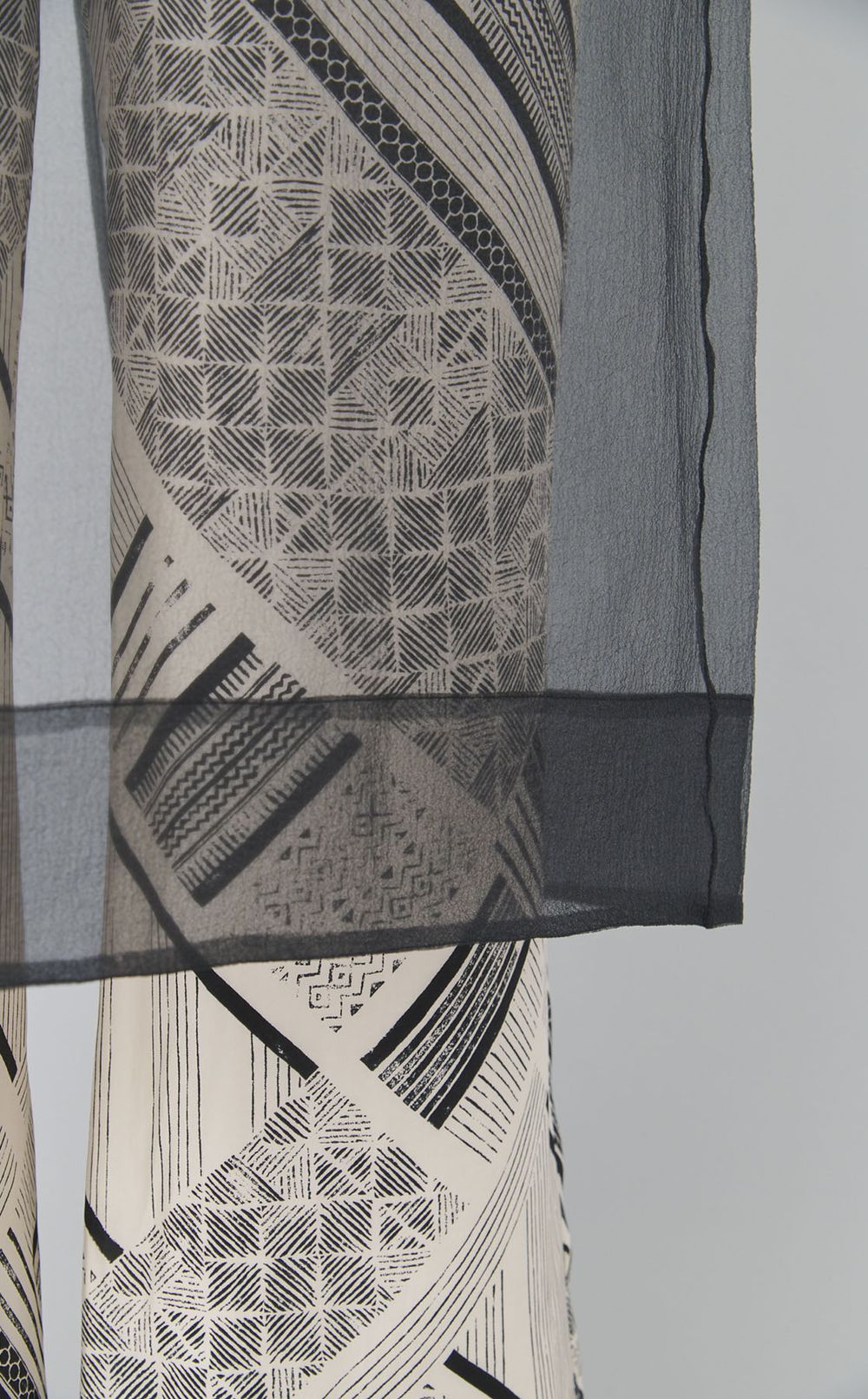 シアーオーバーシルエットワンピース