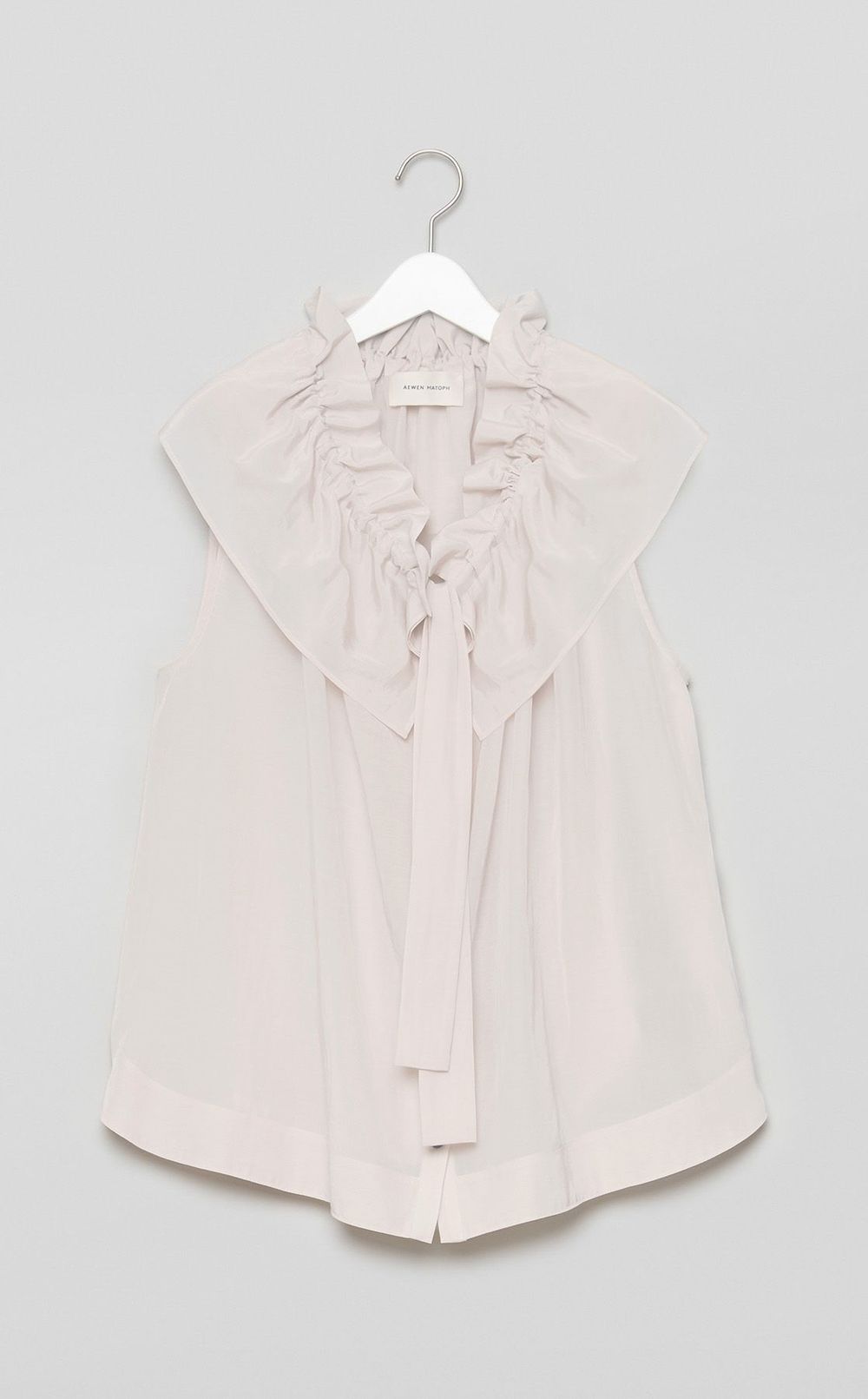 リボンタイフリルブラウス