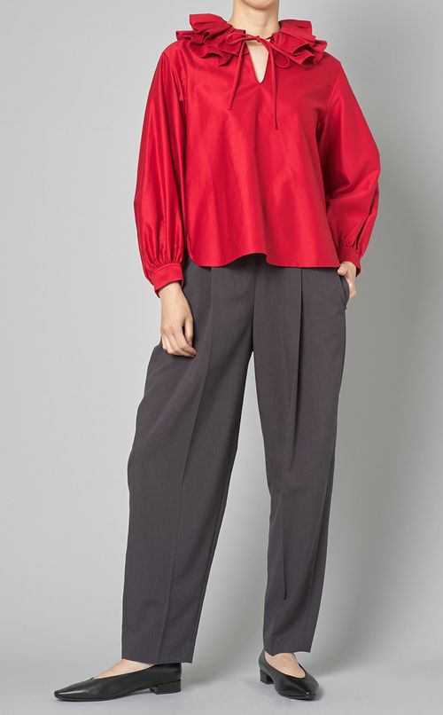 モールスキンフリルカラーブラウス