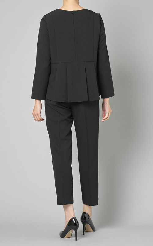 バックプリーツパンツセットアップ