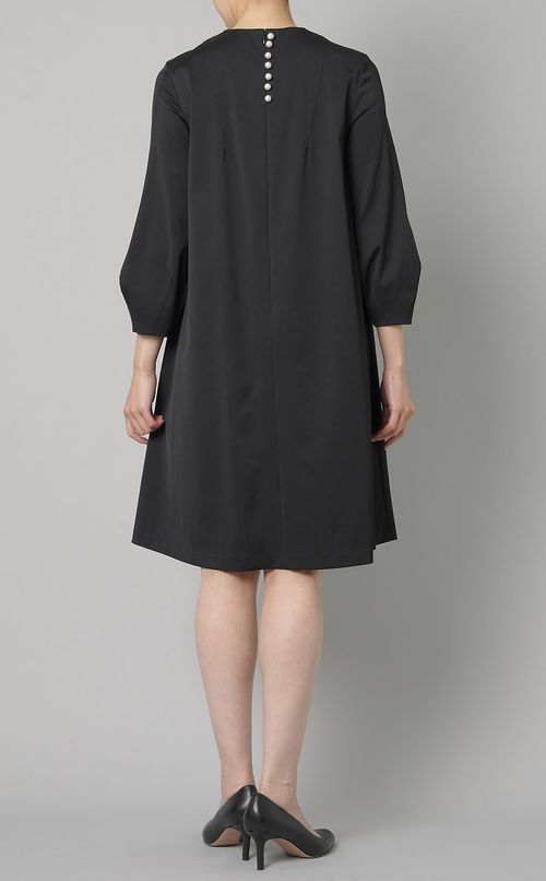 マットサテンAラインワンピース