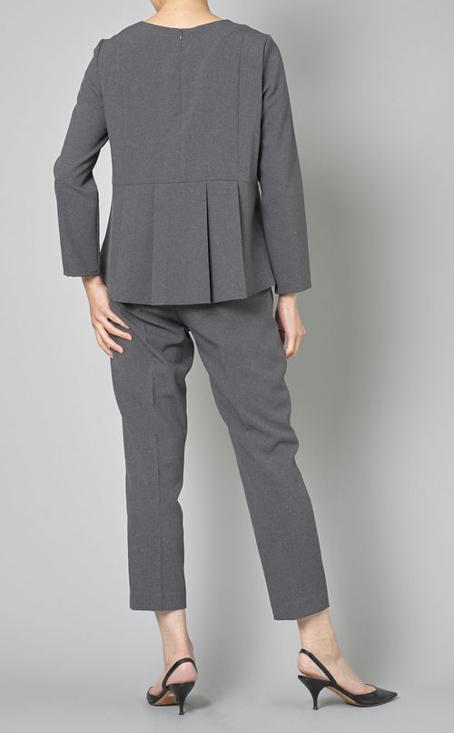 バックプリーツパンツセットアップ