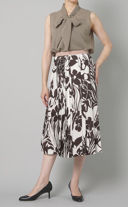 シアーボウタイノースリーブブラウス