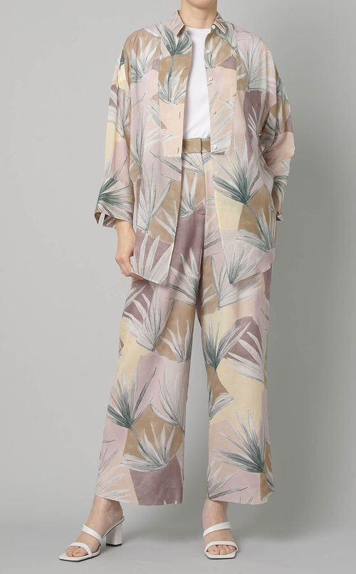 ボタニカルプリントテールシャツ