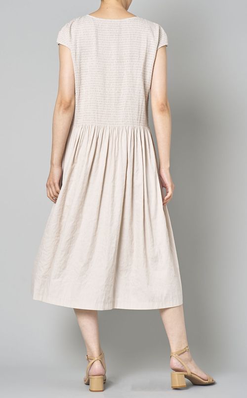 フレンチスリーブシャーリングワンピース