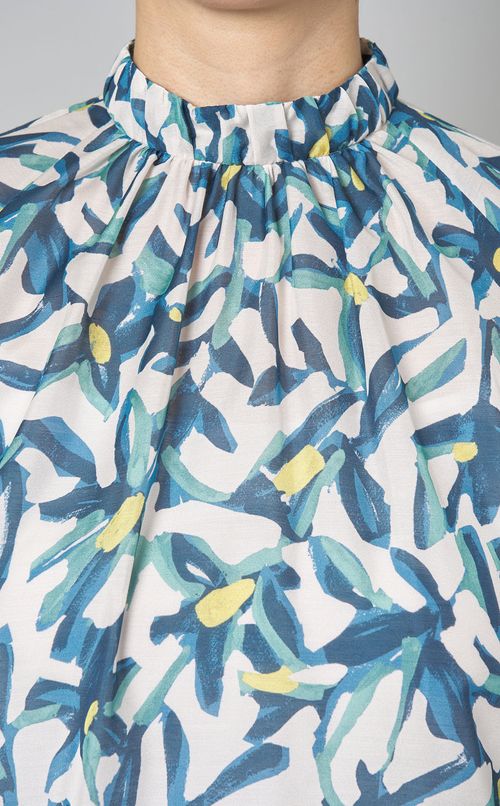 フラワープリントギャザーブラウス