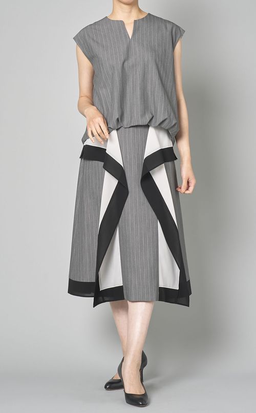 ストライプバルーンヘムブラウス