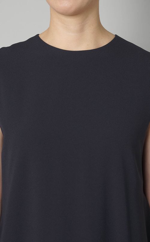 サイドタックスリーブレスワンピース