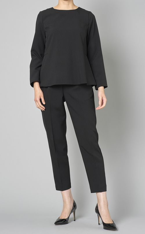 バックプリーツパンツセットアップ