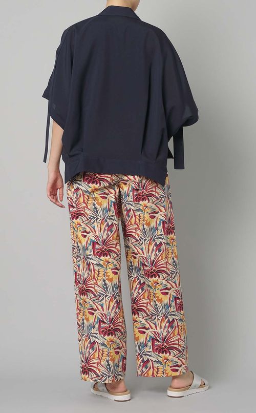 ボタニカルギャザーストレートパンツ