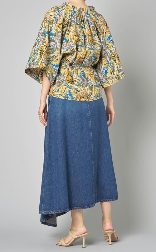 ボタニカルVネックブラウス