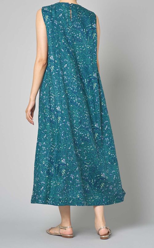 ボタニカルオーバータックドレス