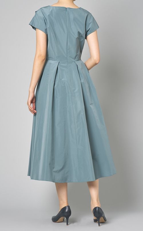 タフタVネックフレアワンピース