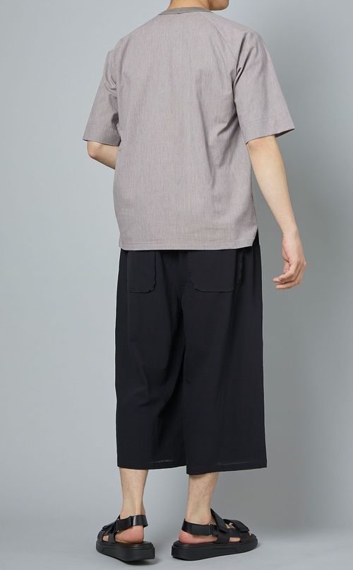 ストライプクルーネックシャツ