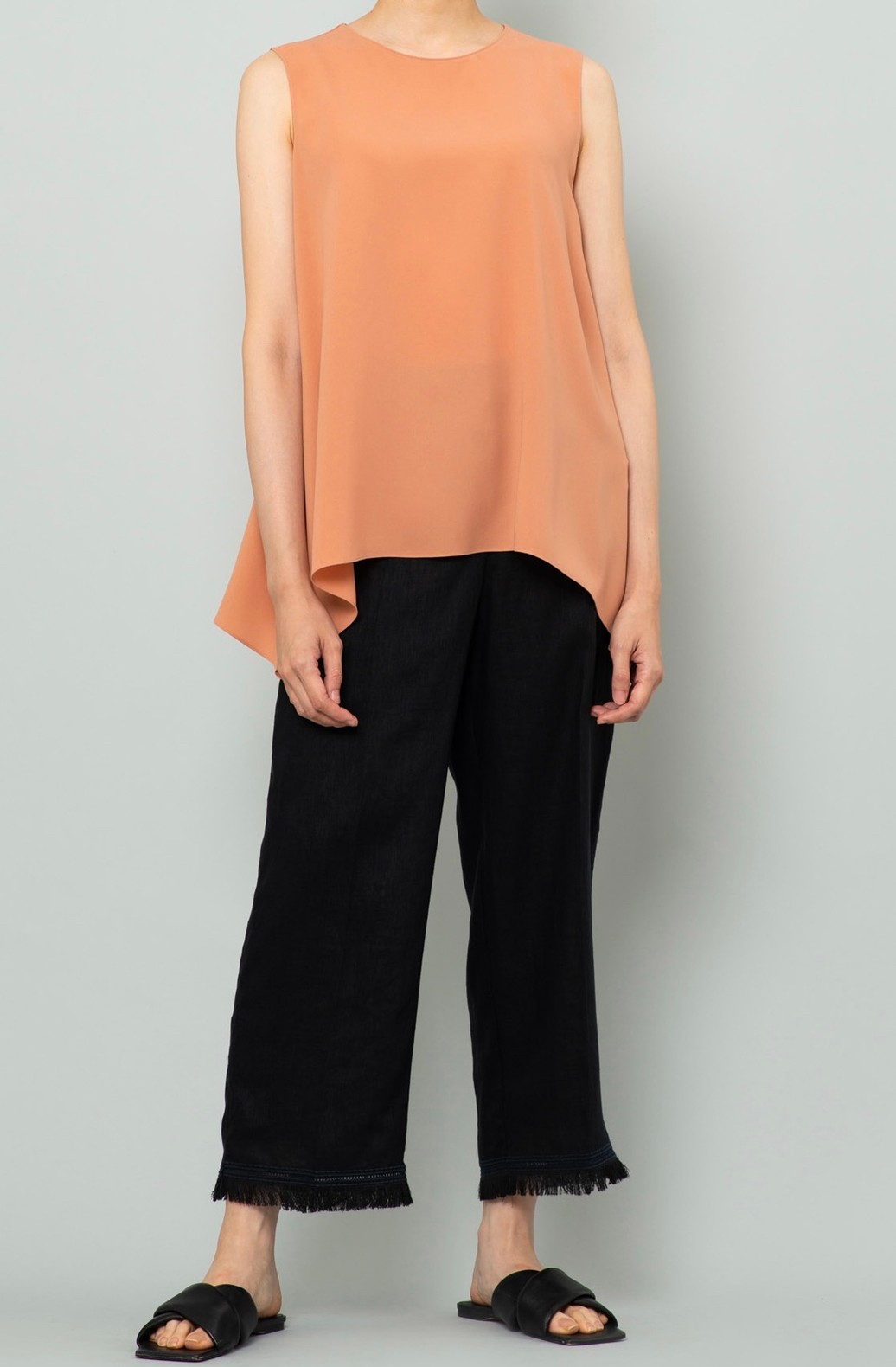 リネンクロップドストレートパンツ