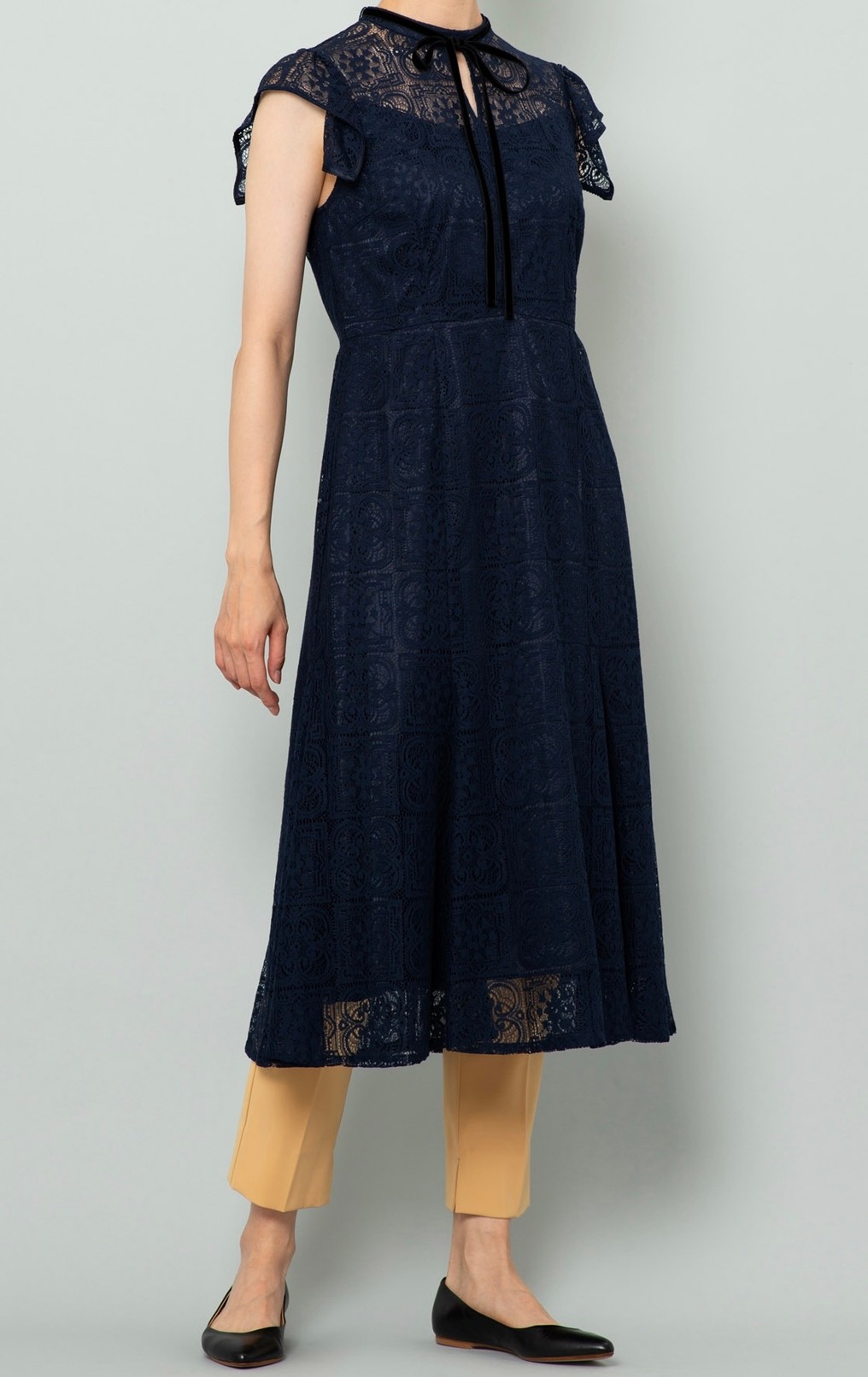 タイルレースワンピース