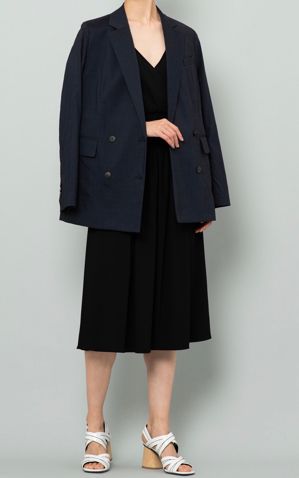 オーバーダブルブレステッドジャケット