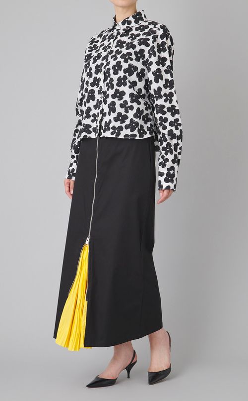 フロントジップスカート