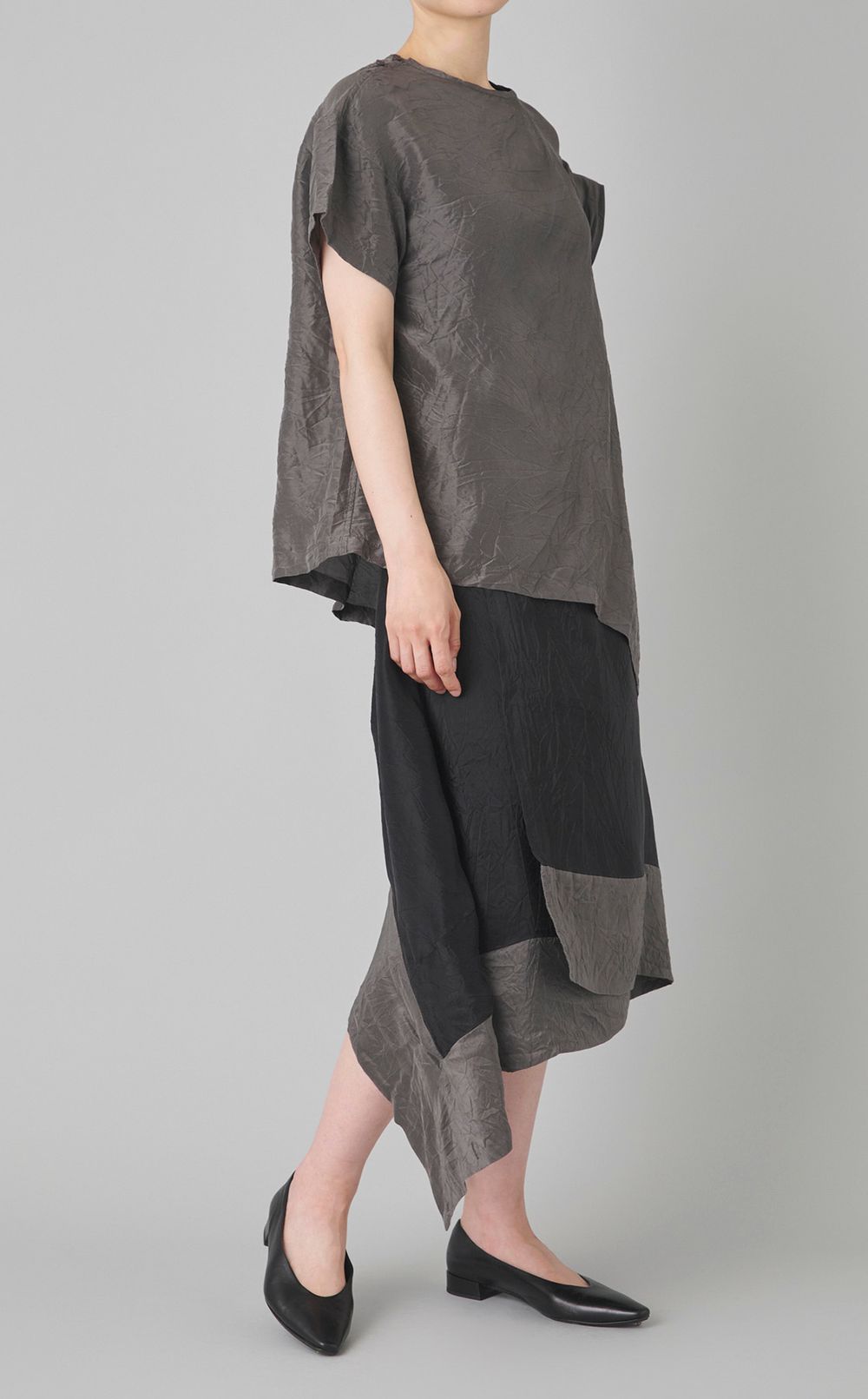 ダブルネックリンクルブラウス