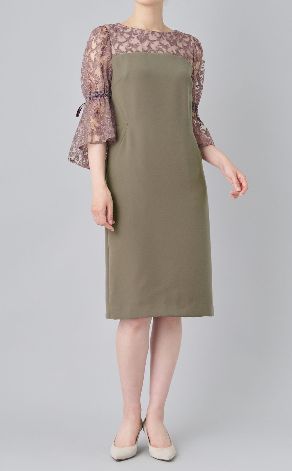 アラベスクレースドッキングドレス