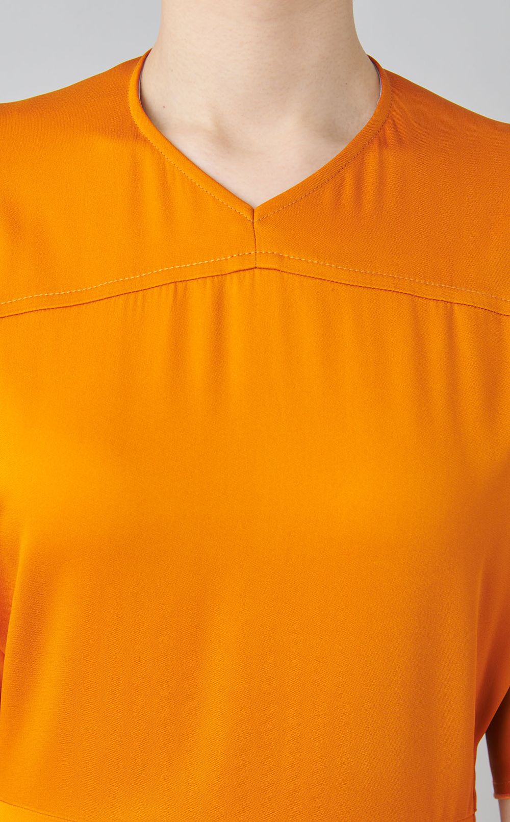 ドロップスリーブミディワンピース