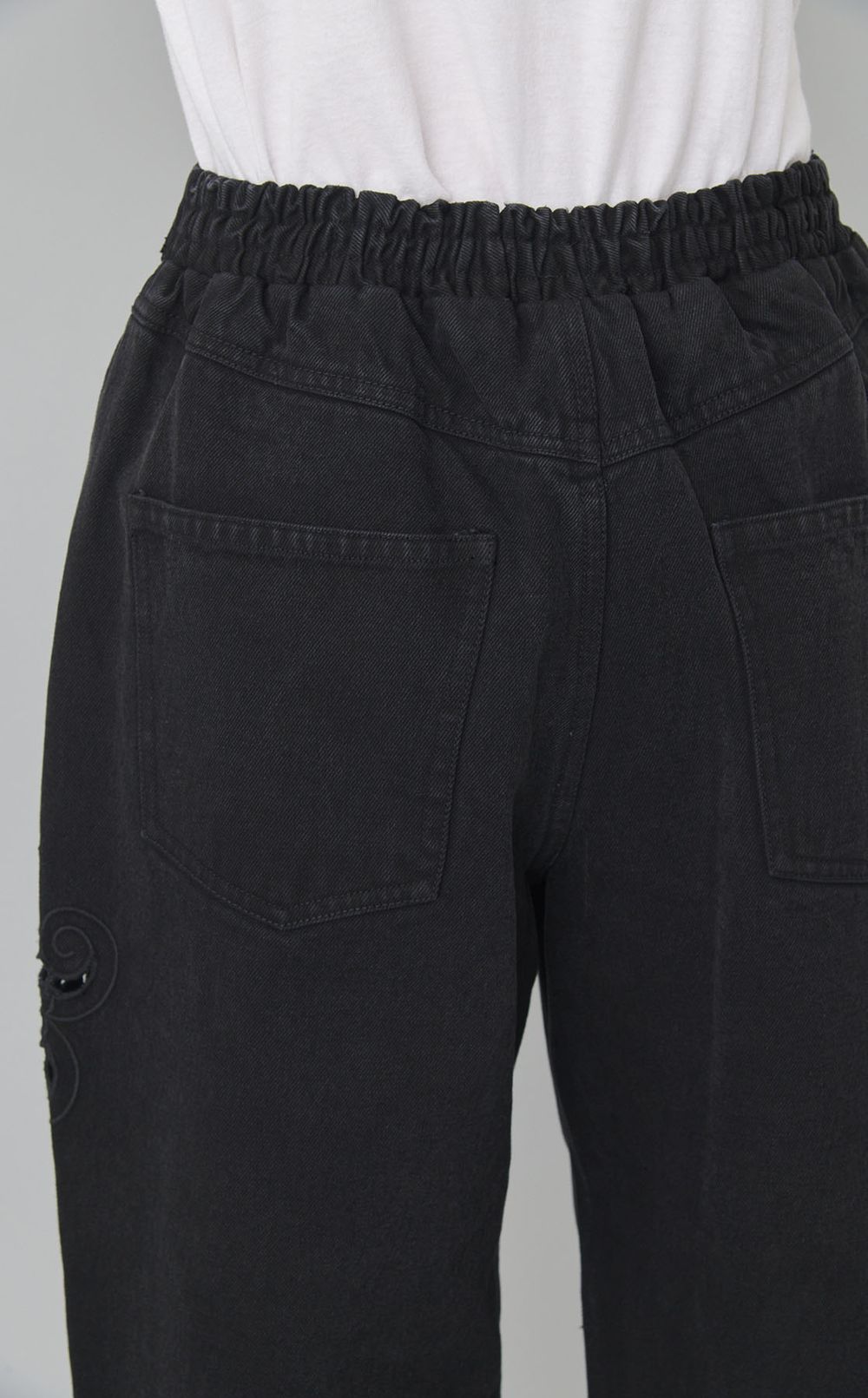 カットワークレースデニムパンツ