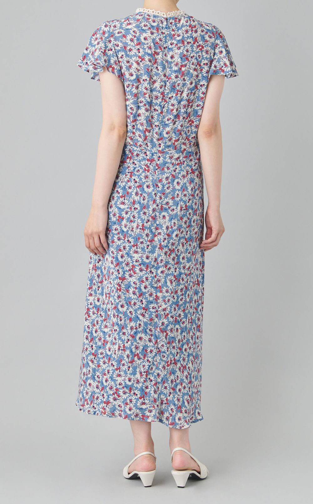 ホワイトフラワープリントワンピース