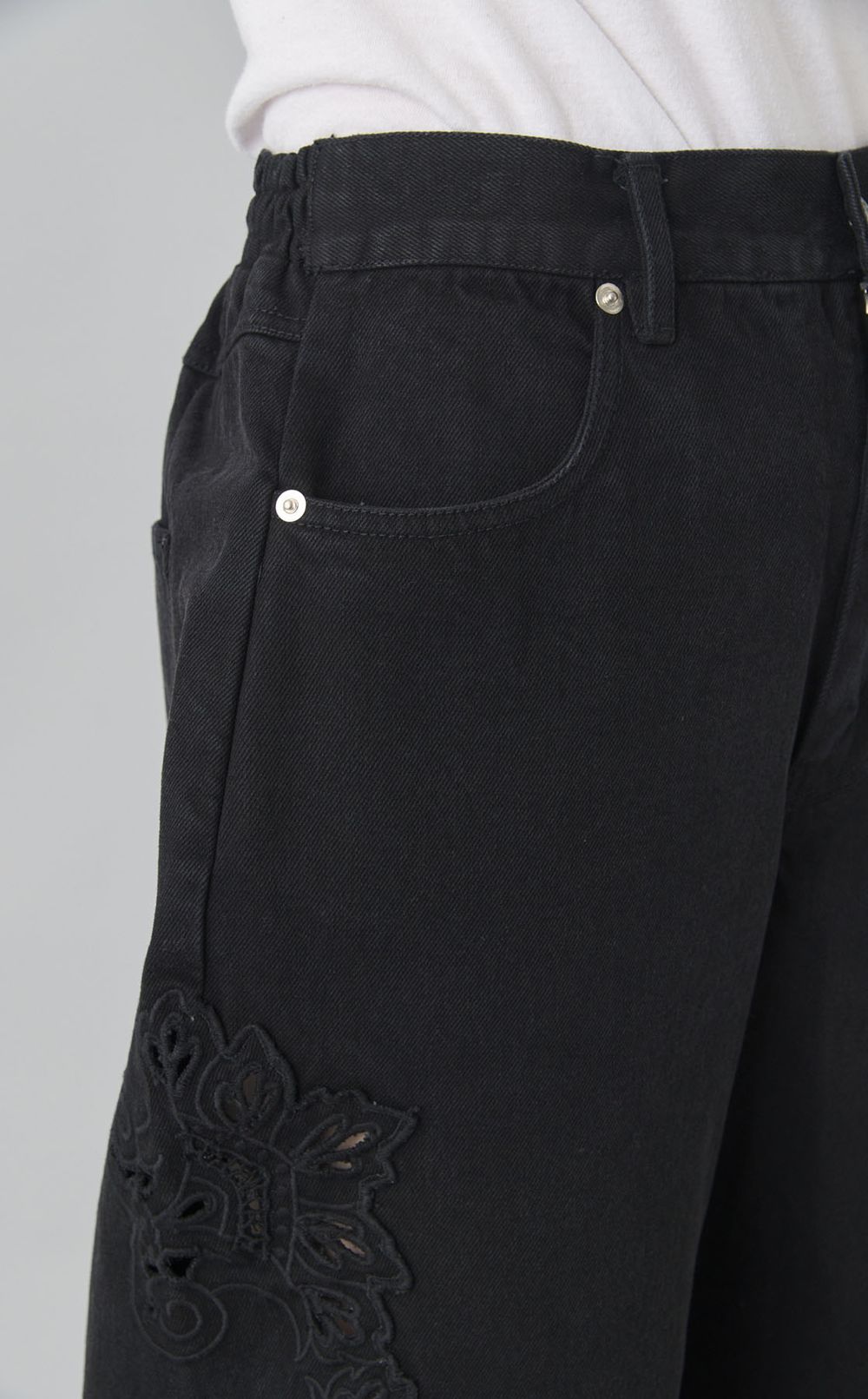 カットワークレースデニムパンツ