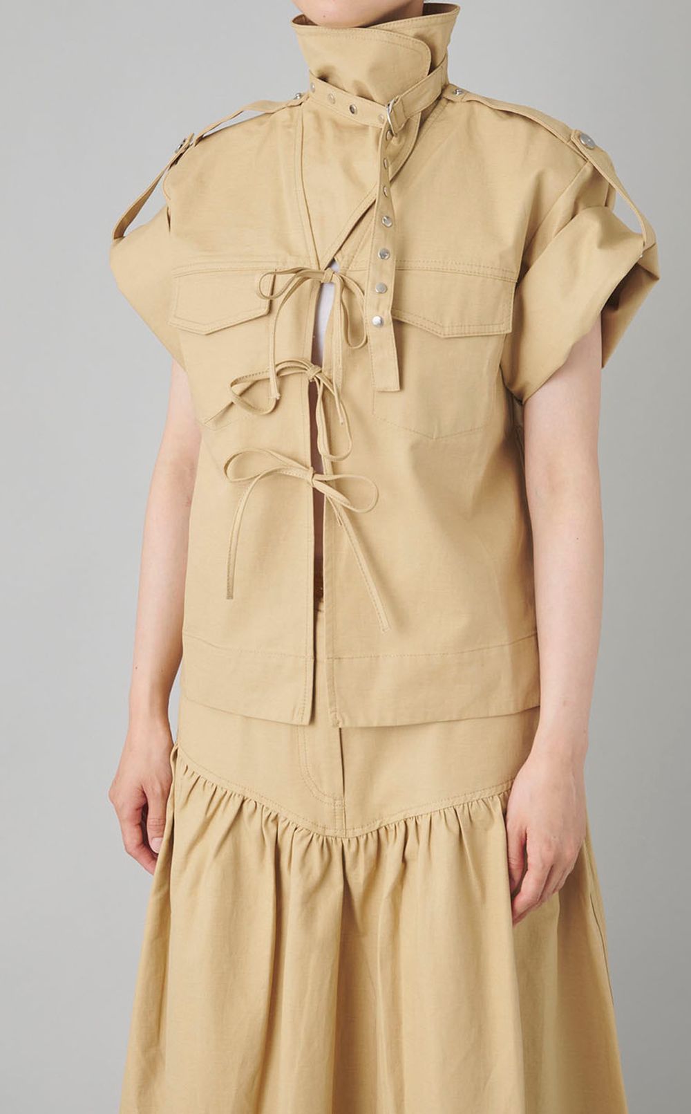 ビッグカラーレースアップシャツ