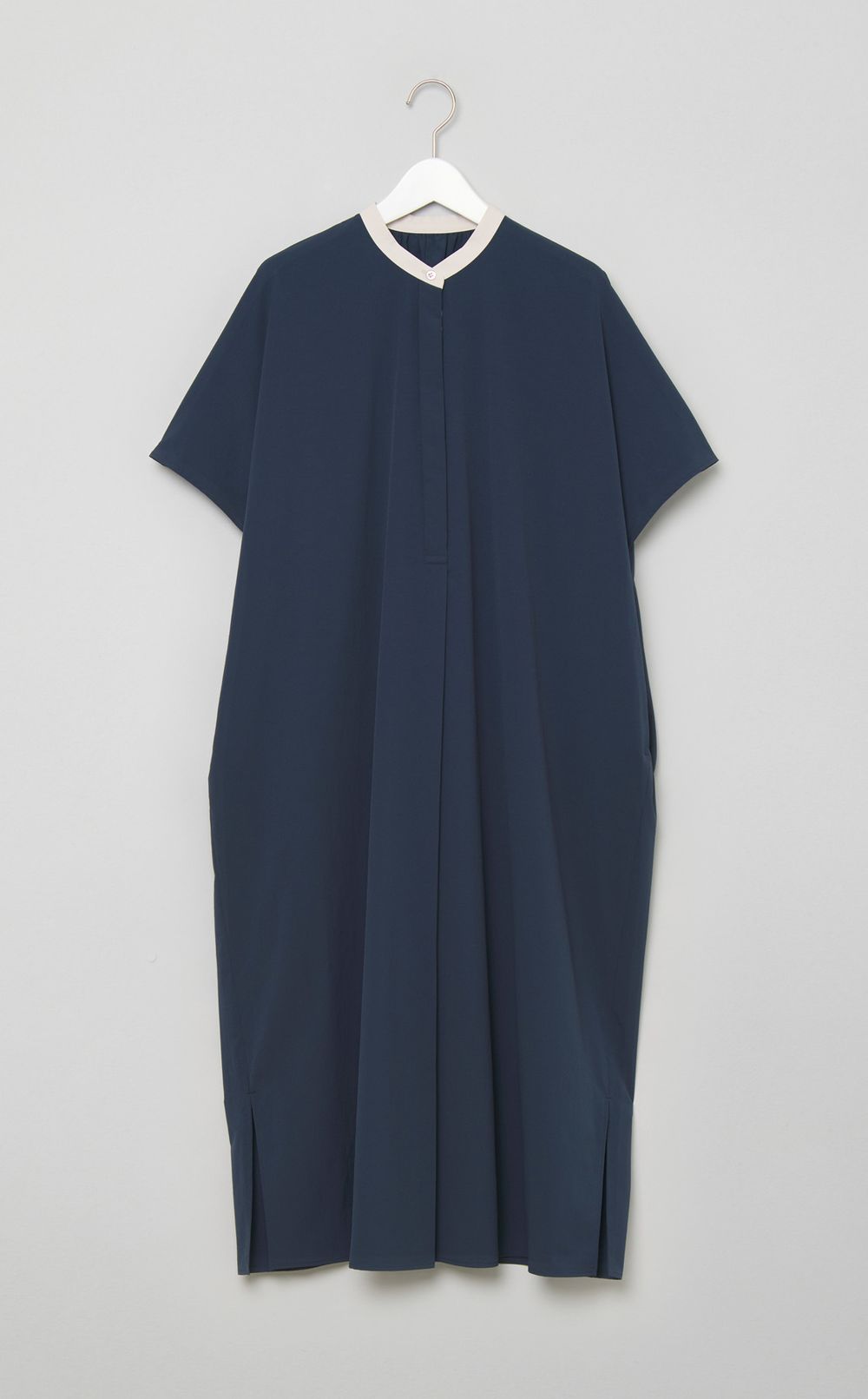 タイプライターバンドカラーワンピース