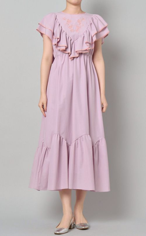 刺繍ティアードラインワンピース