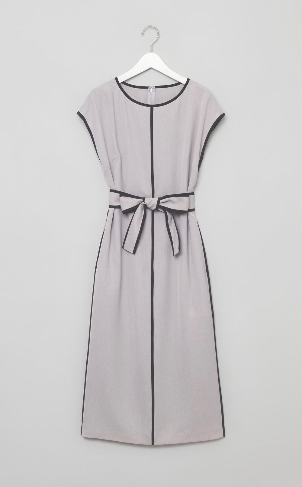 ベルト付きバイカラーワンピース