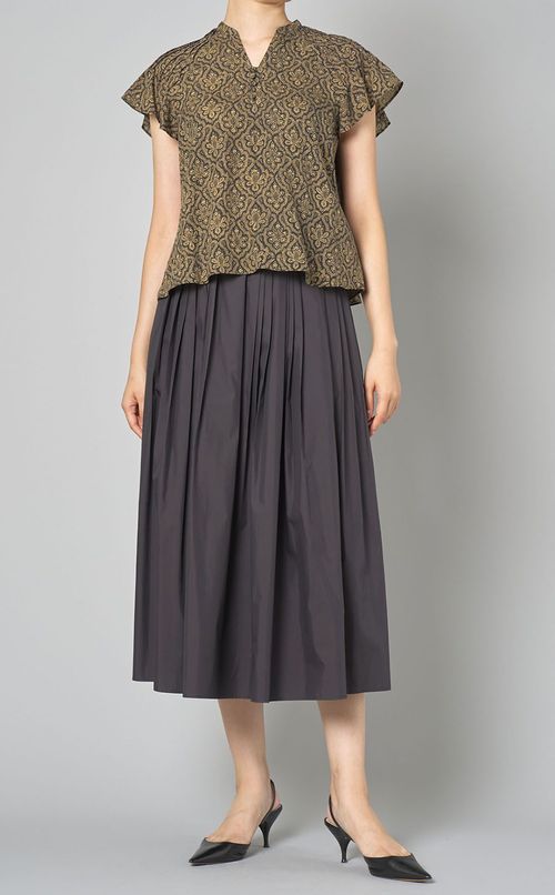 プリントバタフライスリーブブラウス