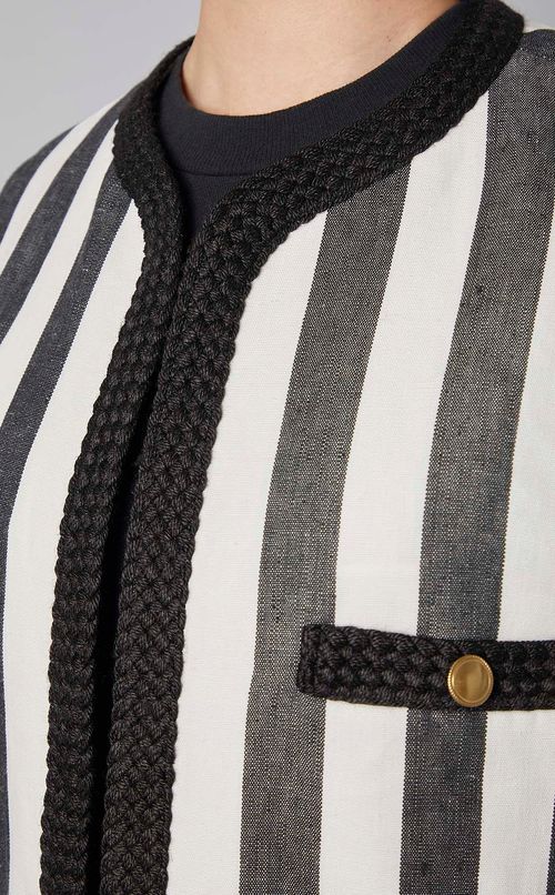 ストライプリネンノーカラージャケット