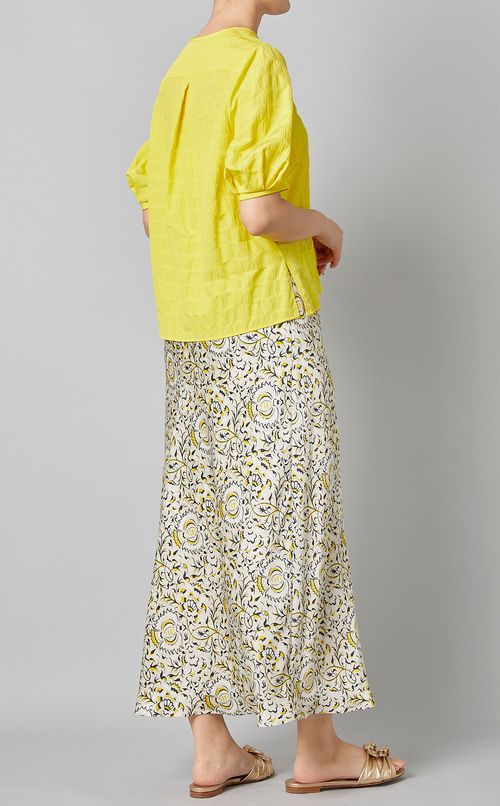 サッカースキッパーパフブラウス