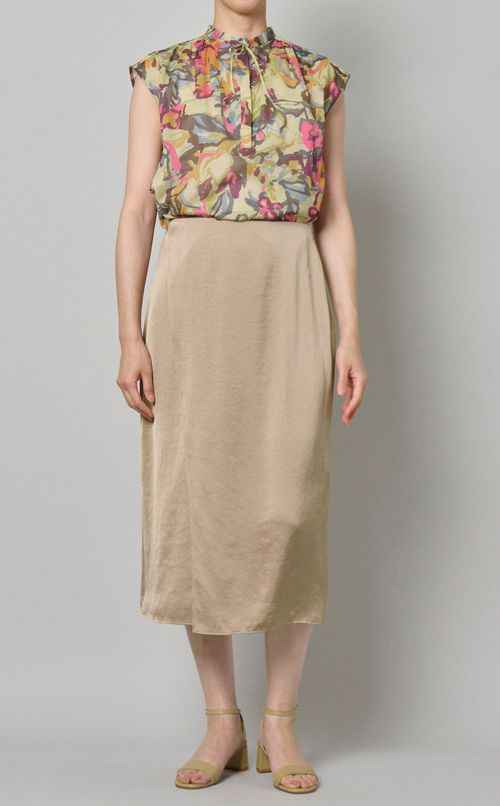 ガーデンフラワーギャザーブラウス