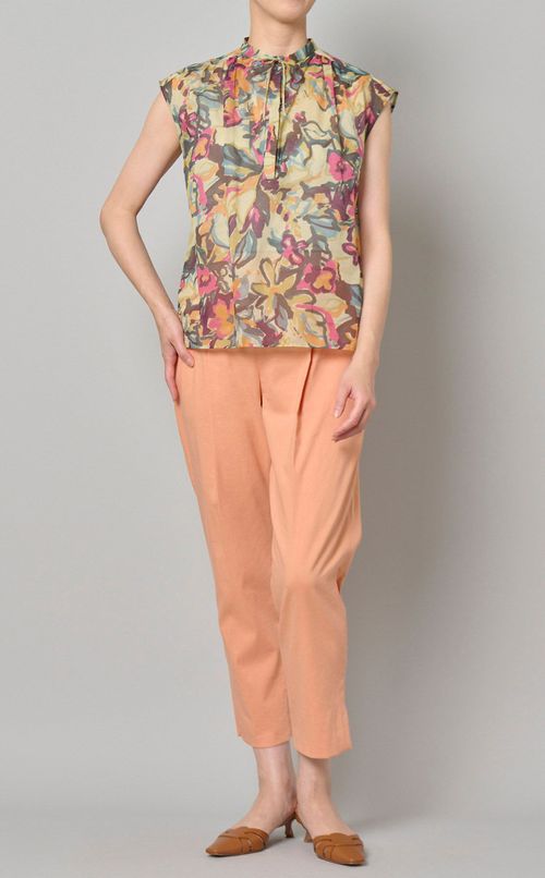 ガーデンフラワーギャザーブラウス